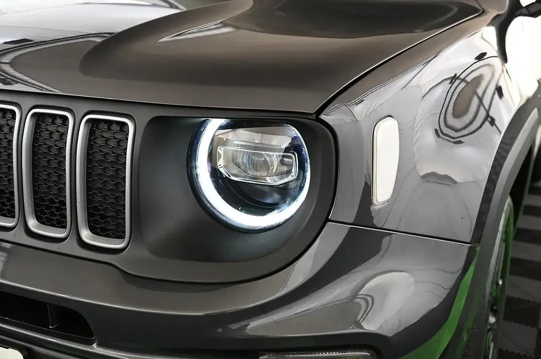 Jeep Renegade 1.5 e-Hybrid - Thumbnail 8