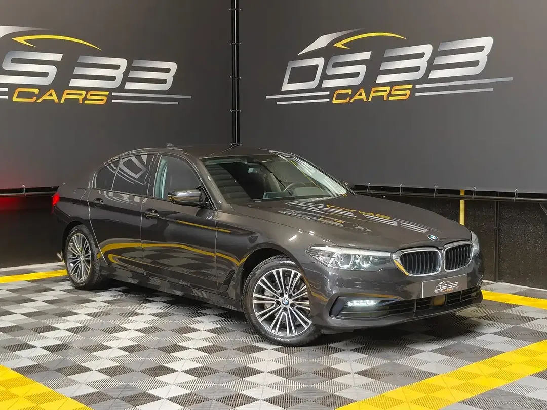 BMW 530 PHEV Sport - foto 1