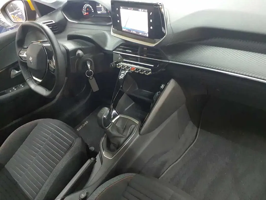 Peugeot 208 PureTech Active Pack - Thumbnail 11