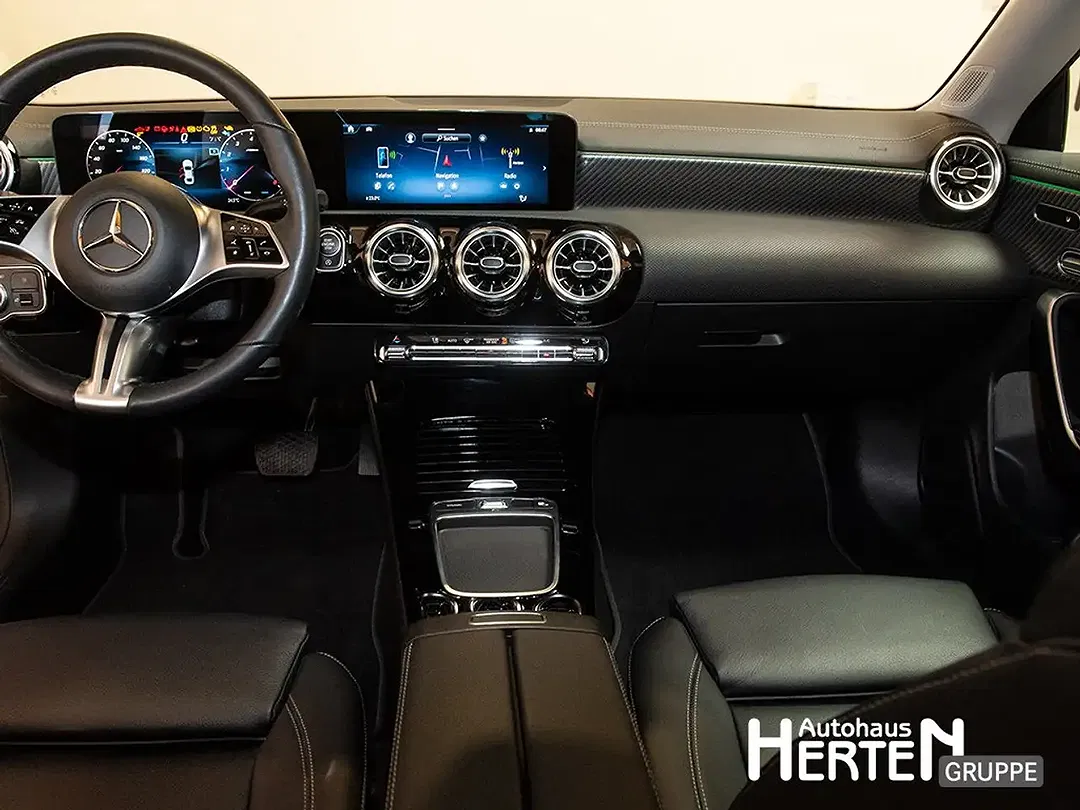 Mercedes-Benz CLA 200 Progressive Night - Thumbnail 10