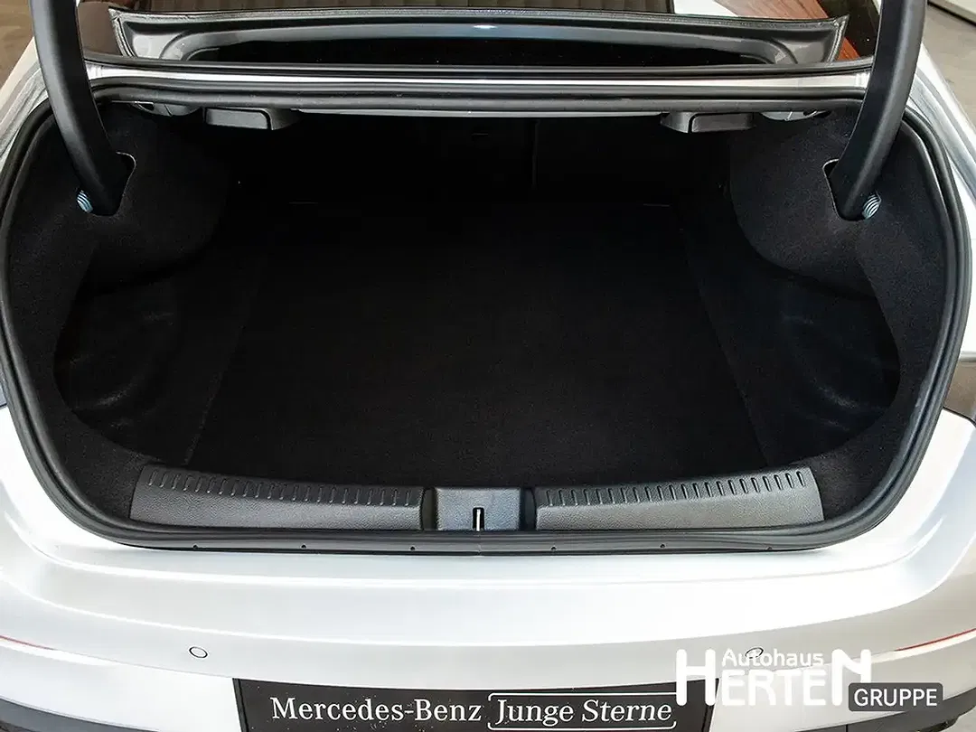Mercedes-Benz CLA 200 Progressive Night - foto 15