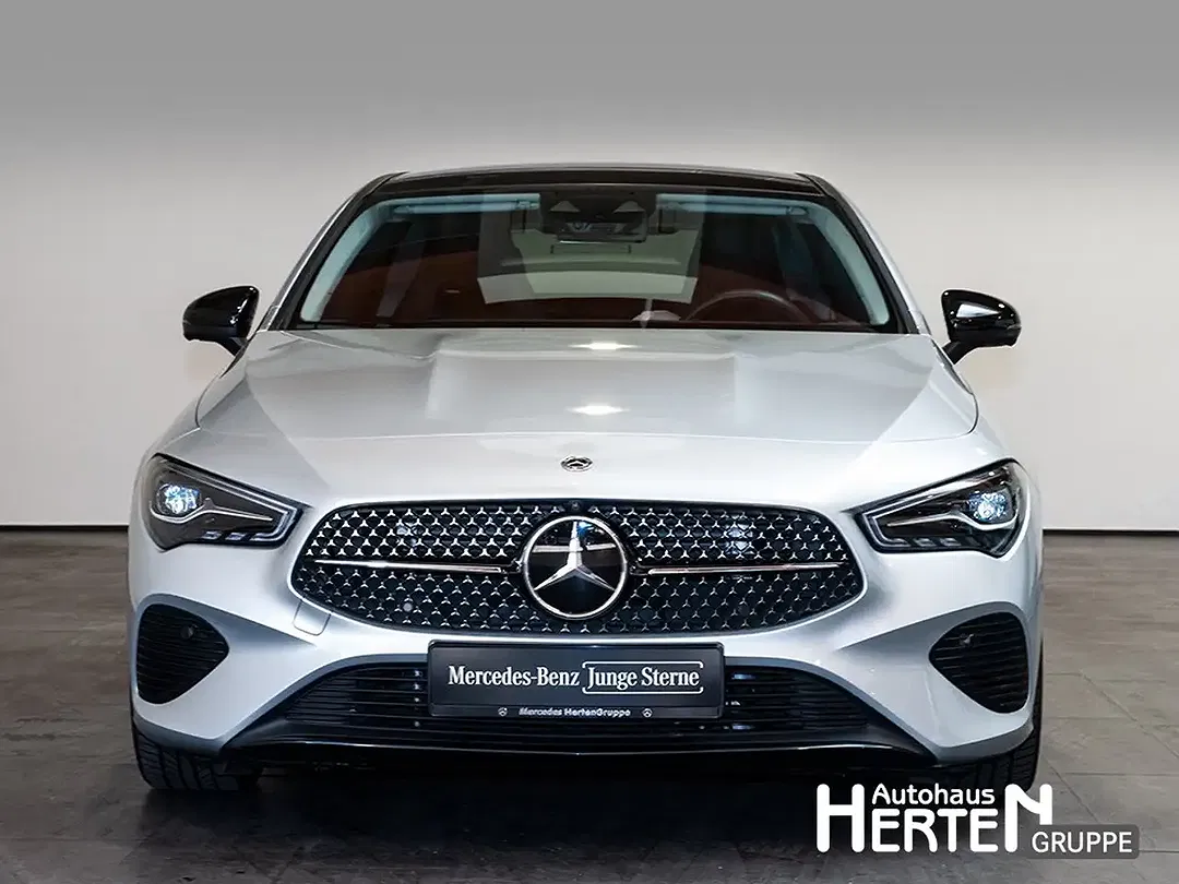 Mercedes-Benz CLA 200 Progressive Night - foto 2