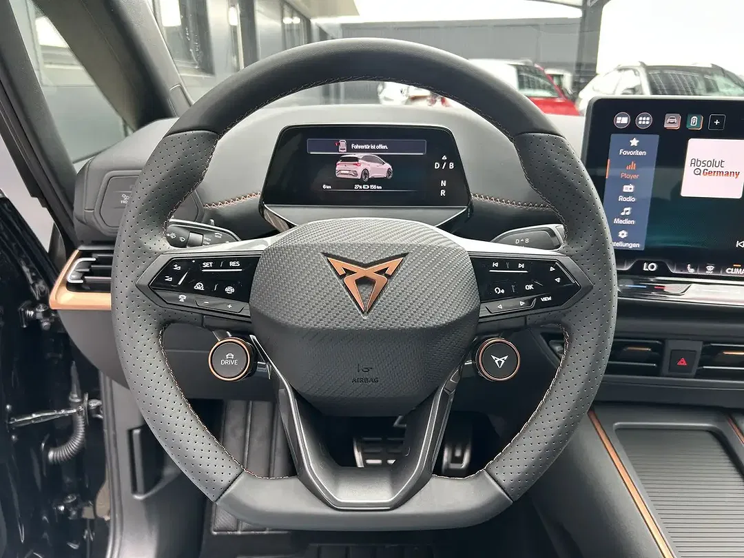 CUPRA Born - Thumbnail 9