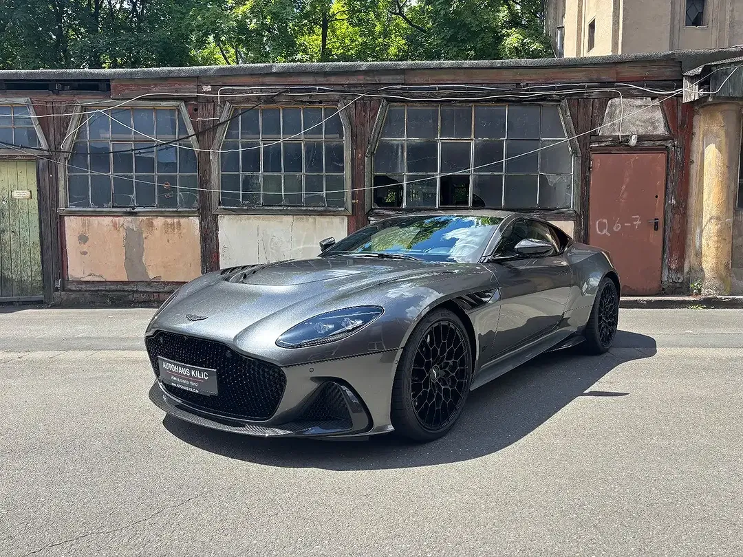 Aston Martin DBS 770 5.2 V12 Ultimate - Thumbnail 3