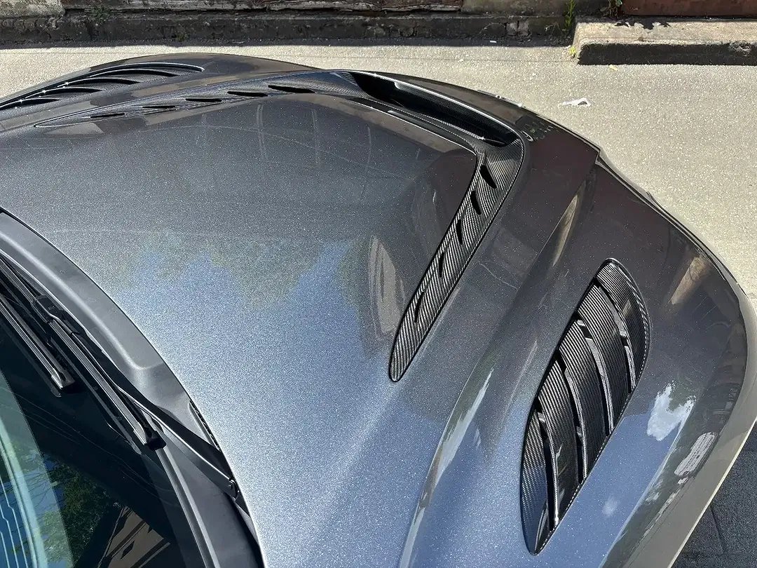 Aston Martin DBS 770 5.2 V12 Ultimate - Thumbnail 37