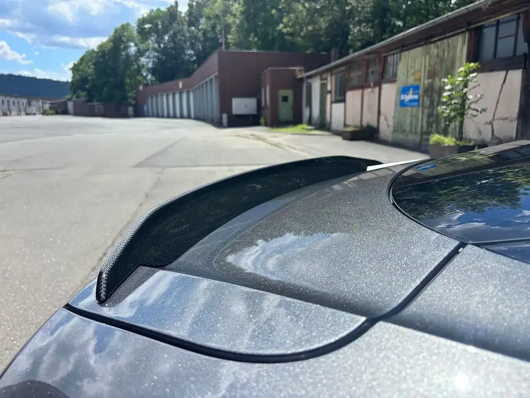 Aston Martin DBS 770 5.2 V12 Ultimate - Thumbnail 42