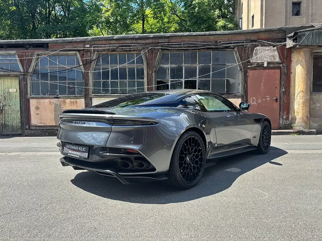 Aston Martin DBS 770 5.2 V12 Ultimate - Thumbnail 5