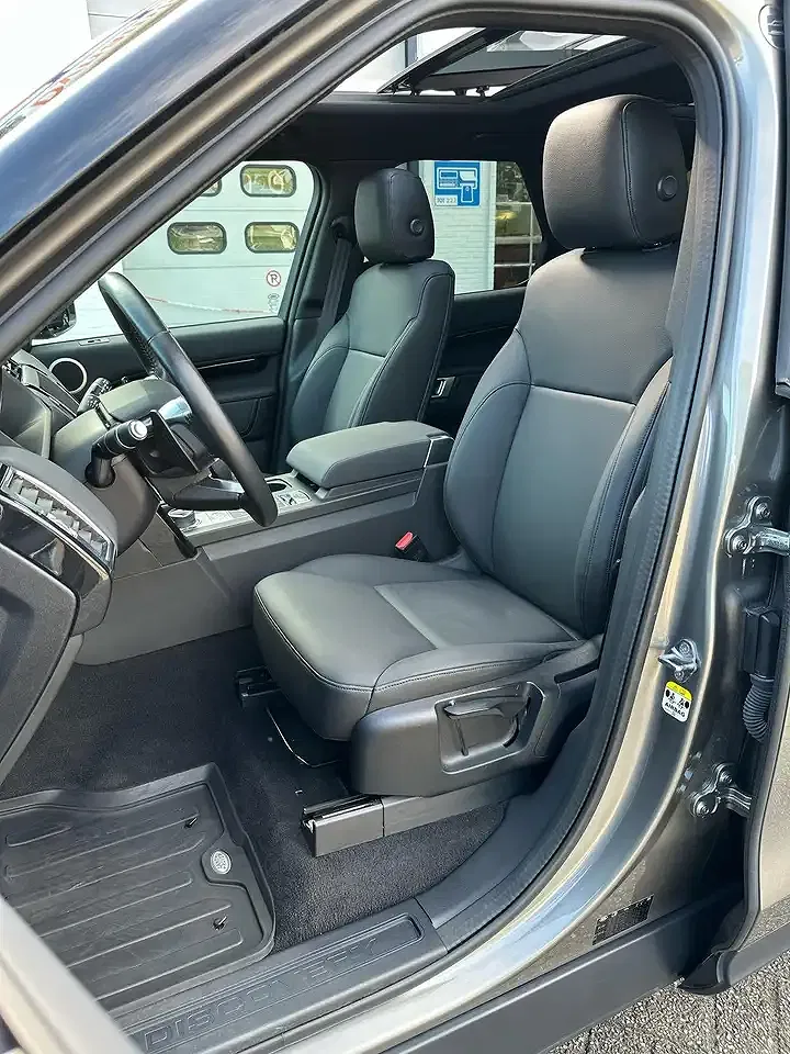 Land Rover Discovery SD4 Landmark Edition - Thumbnail 9