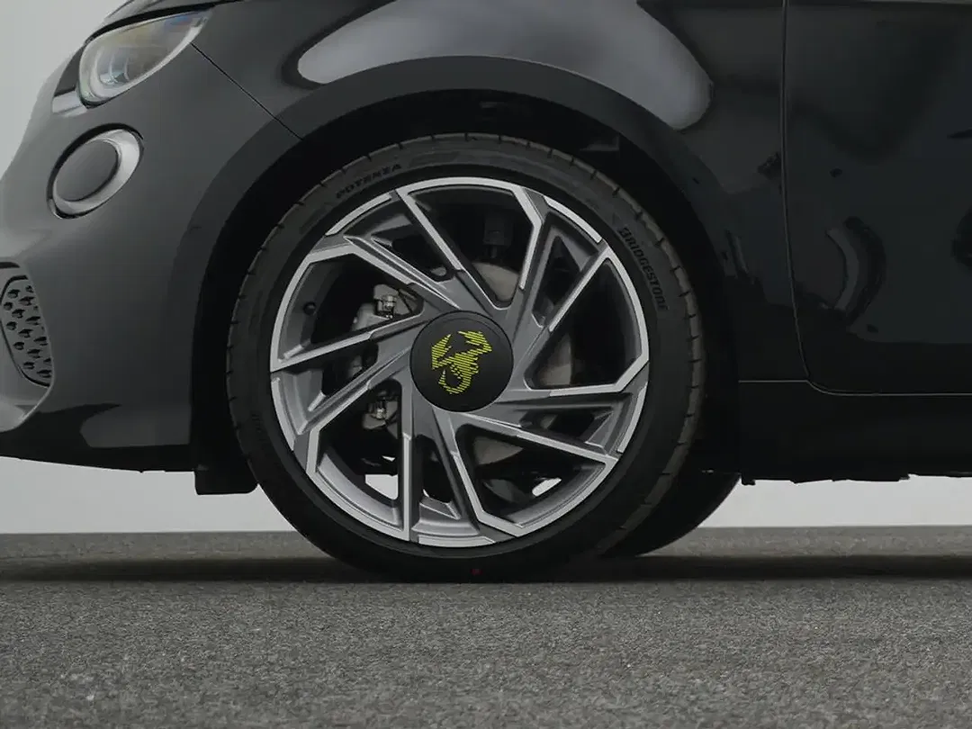 Abarth 500e Turismo - Thumbnail 7