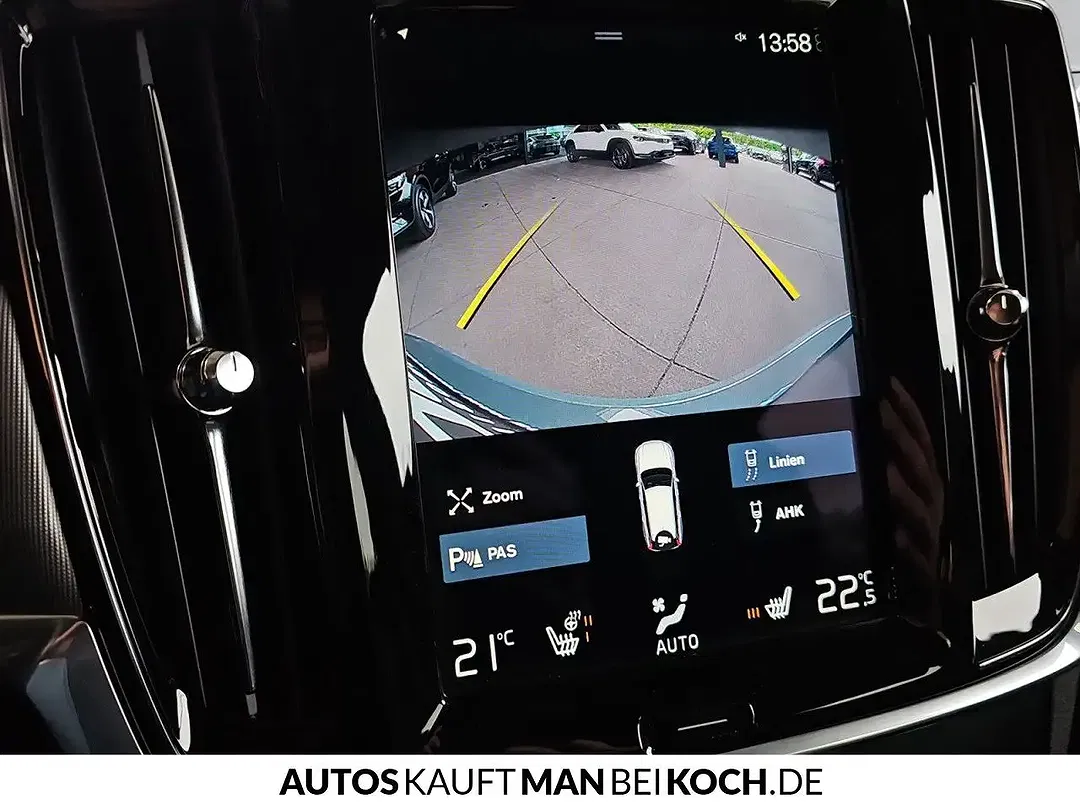 Volvo V90 Momentum Pro - Thumbnail 12