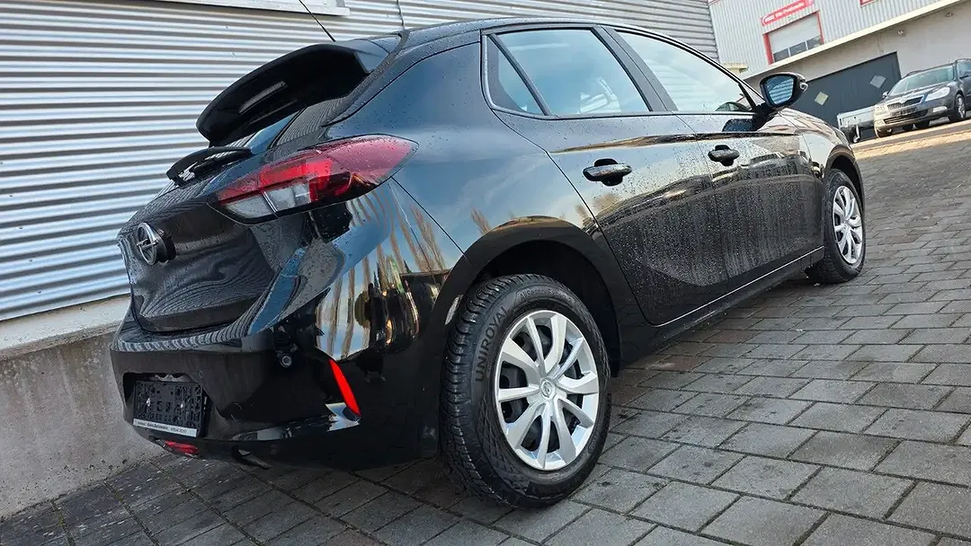 Opel Corsa - Thumbnail 3
