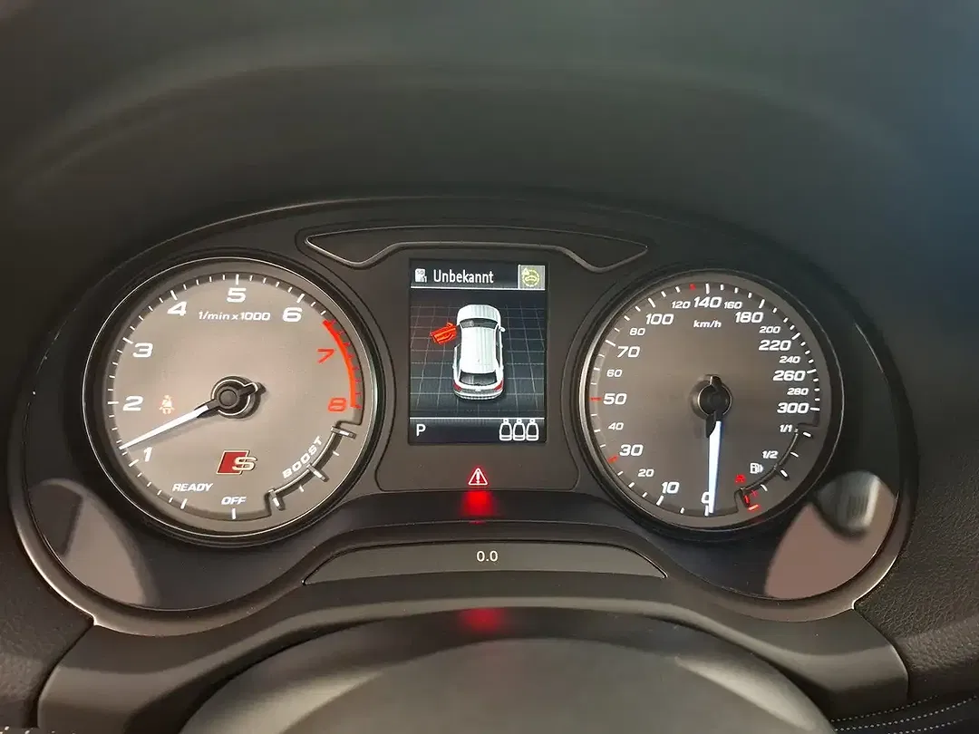 Audi SQ2 2.0 TFSI quattro Matrix LED S line - Thumbnail 11