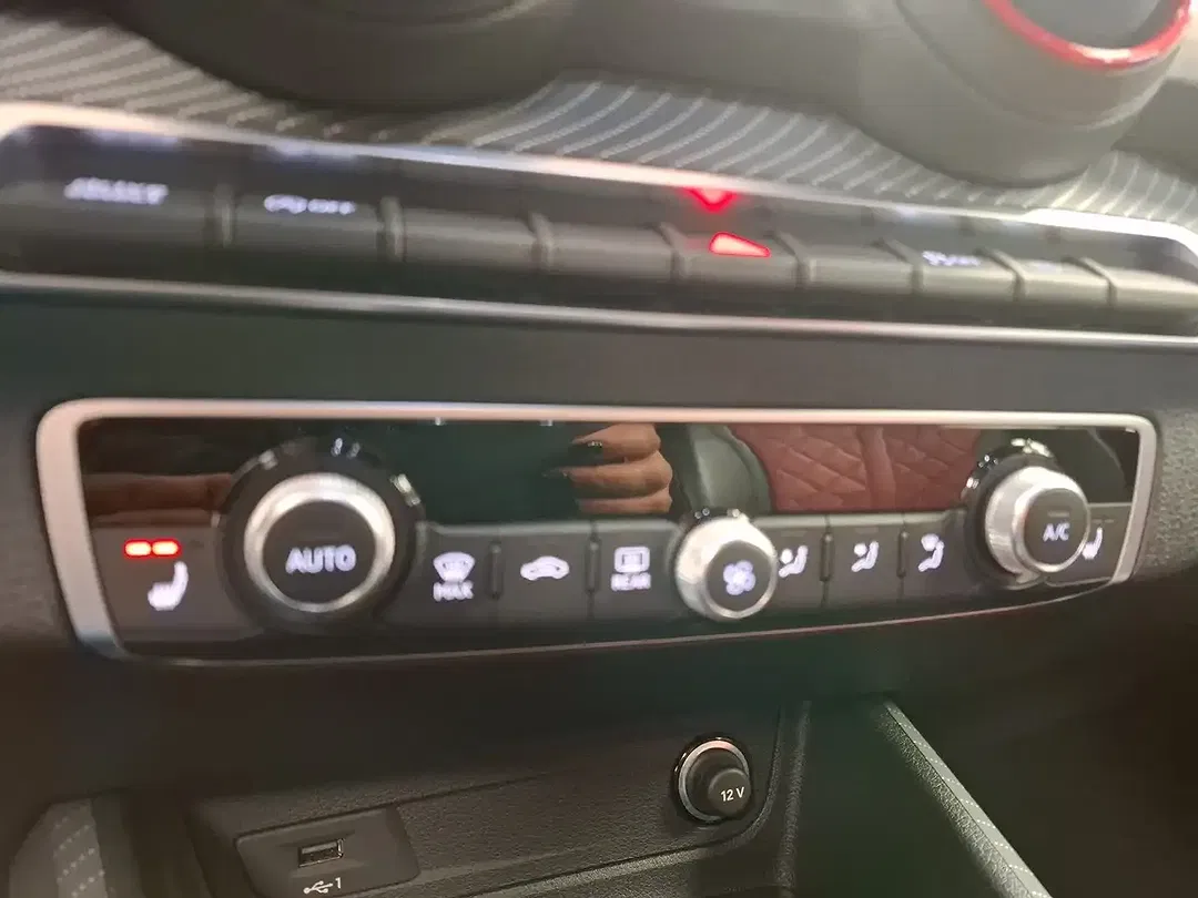 Audi SQ2 2.0 TFSI quattro Matrix LED S line - Thumbnail 15