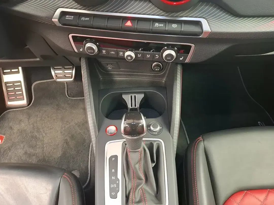Audi SQ2 2.0 TFSI quattro Matrix LED S line - Thumbnail 9