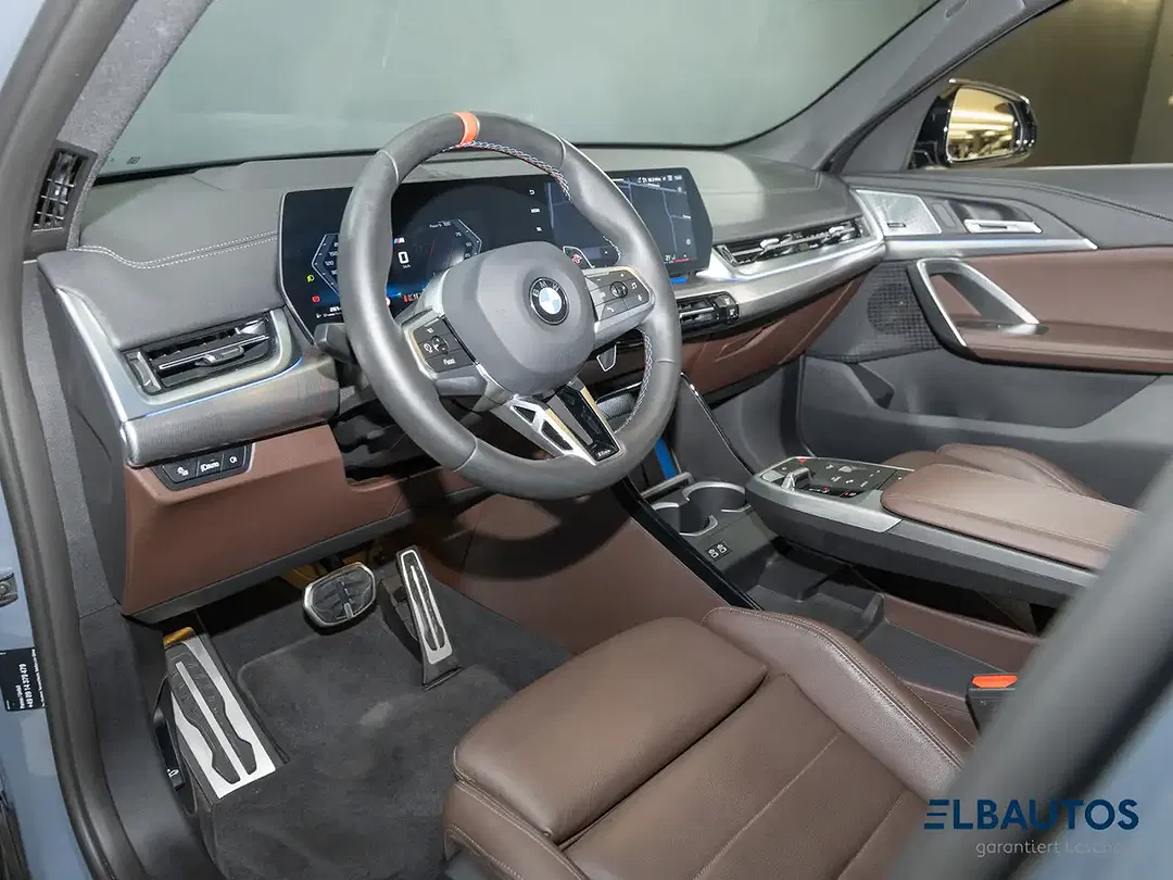 BMW M3 xDrive - Thumbnail 6