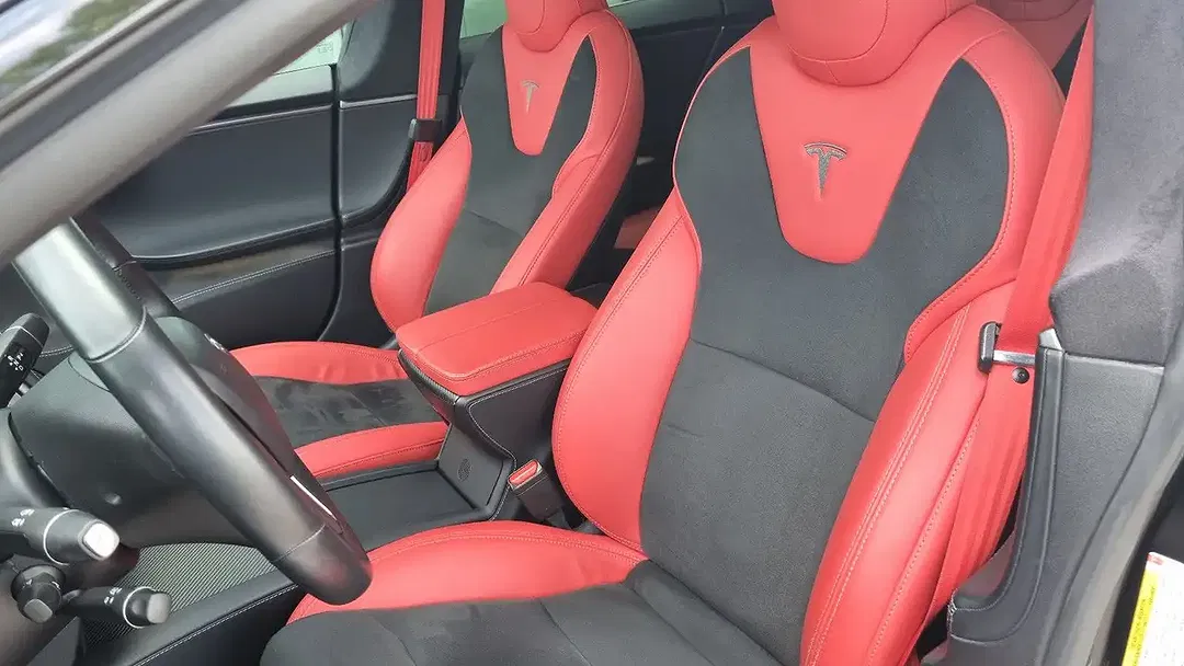 Tesla Model S Performance Ludicrous Raven - Thumbnail 12