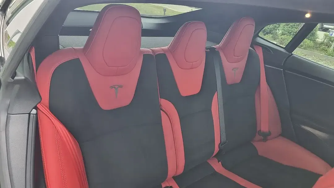 Tesla Model S Performance Ludicrous Raven - foto 15