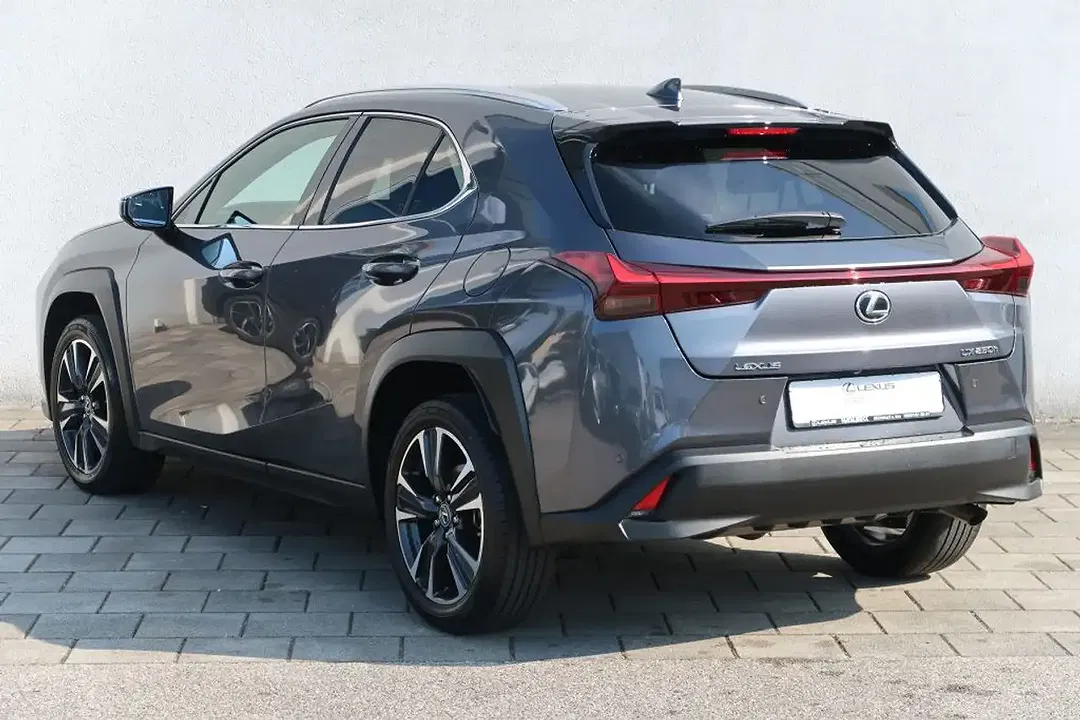 Lexus UX 250h Style Edition - Thumbnail 5