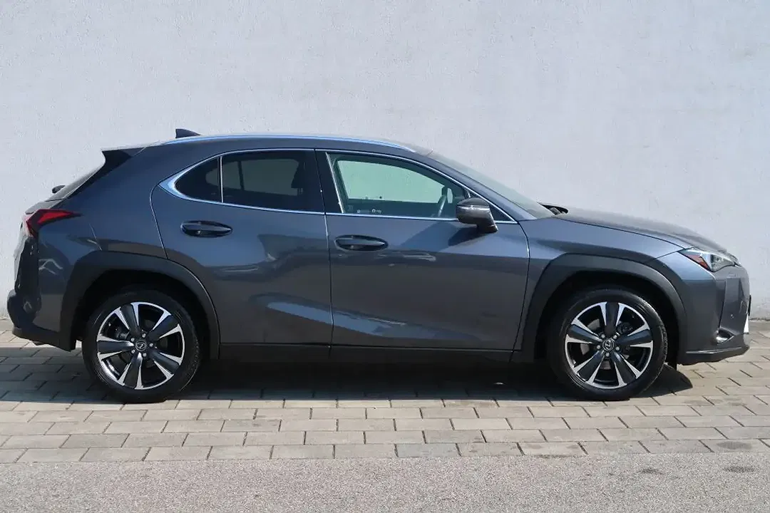Lexus UX 250h Style Edition - Thumbnail 8