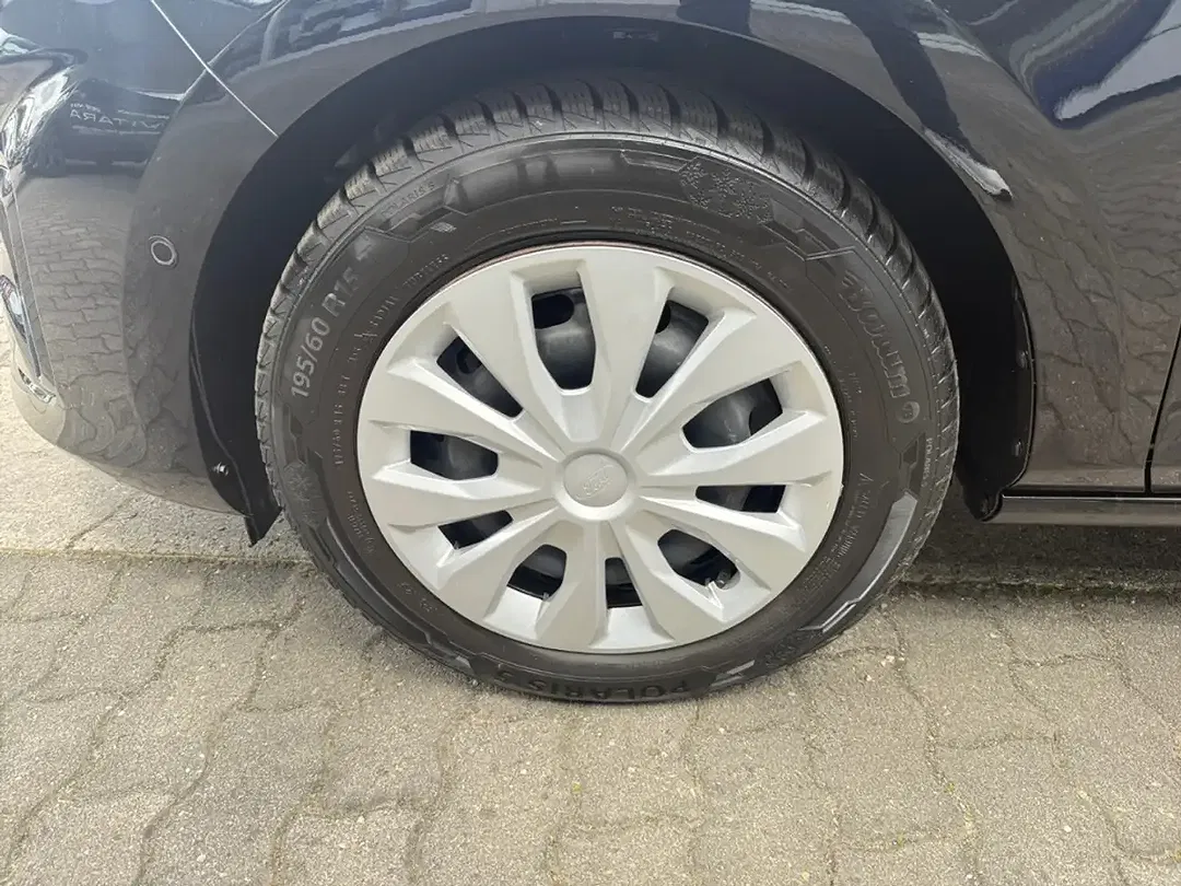 Ford Fiesta Cool & Connect - Thumbnail 3