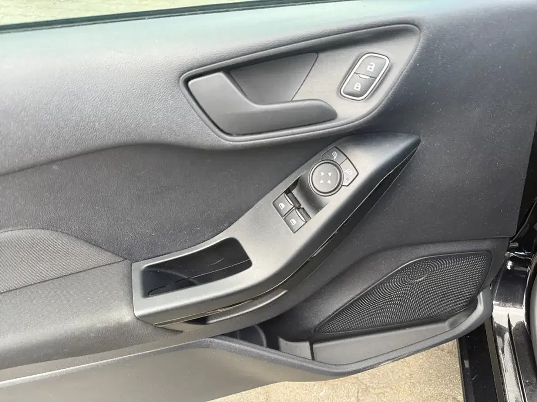 Ford Fiesta Cool & Connect - Thumbnail 6