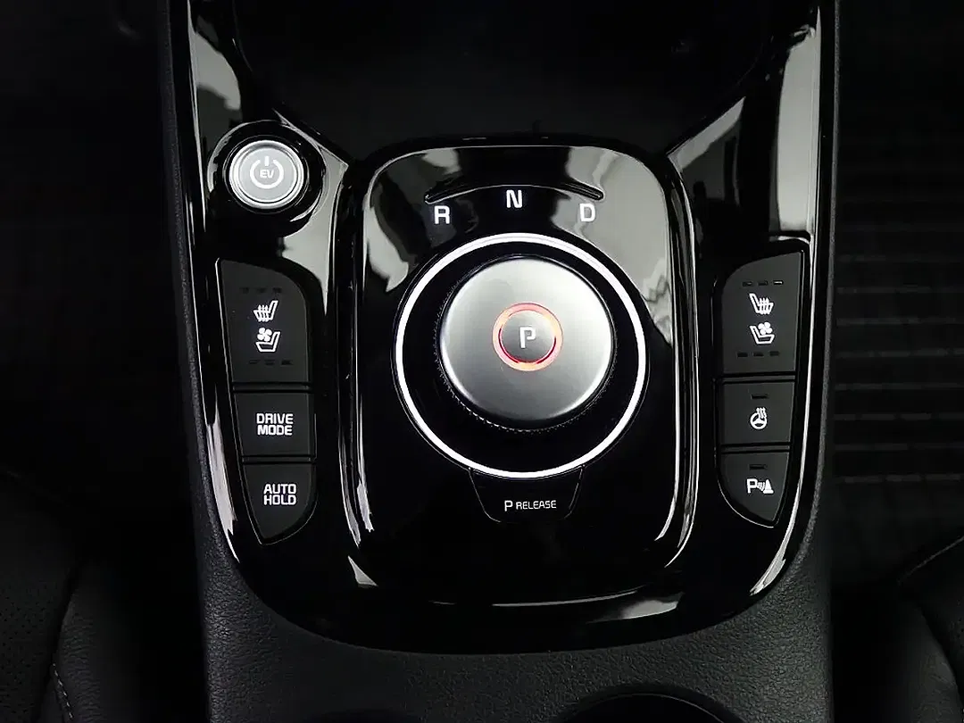 Kia Soul EV Platinum Top - Thumbnail 11