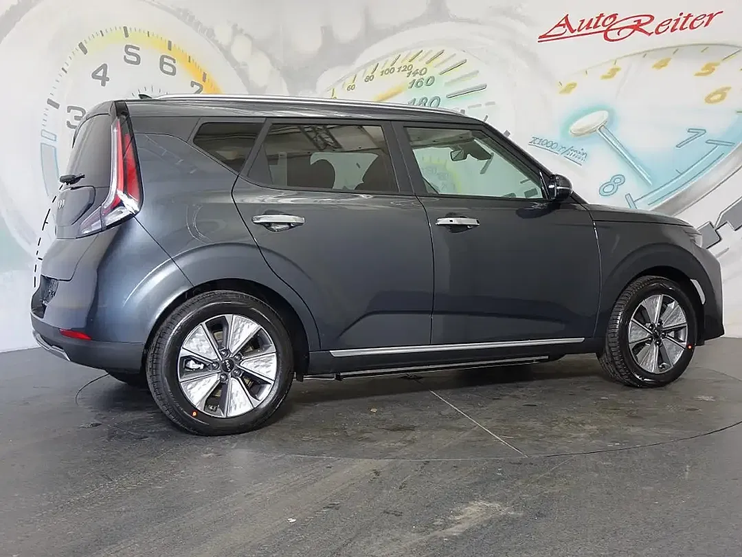 Kia Soul EV Platinum Top - Thumbnail 3