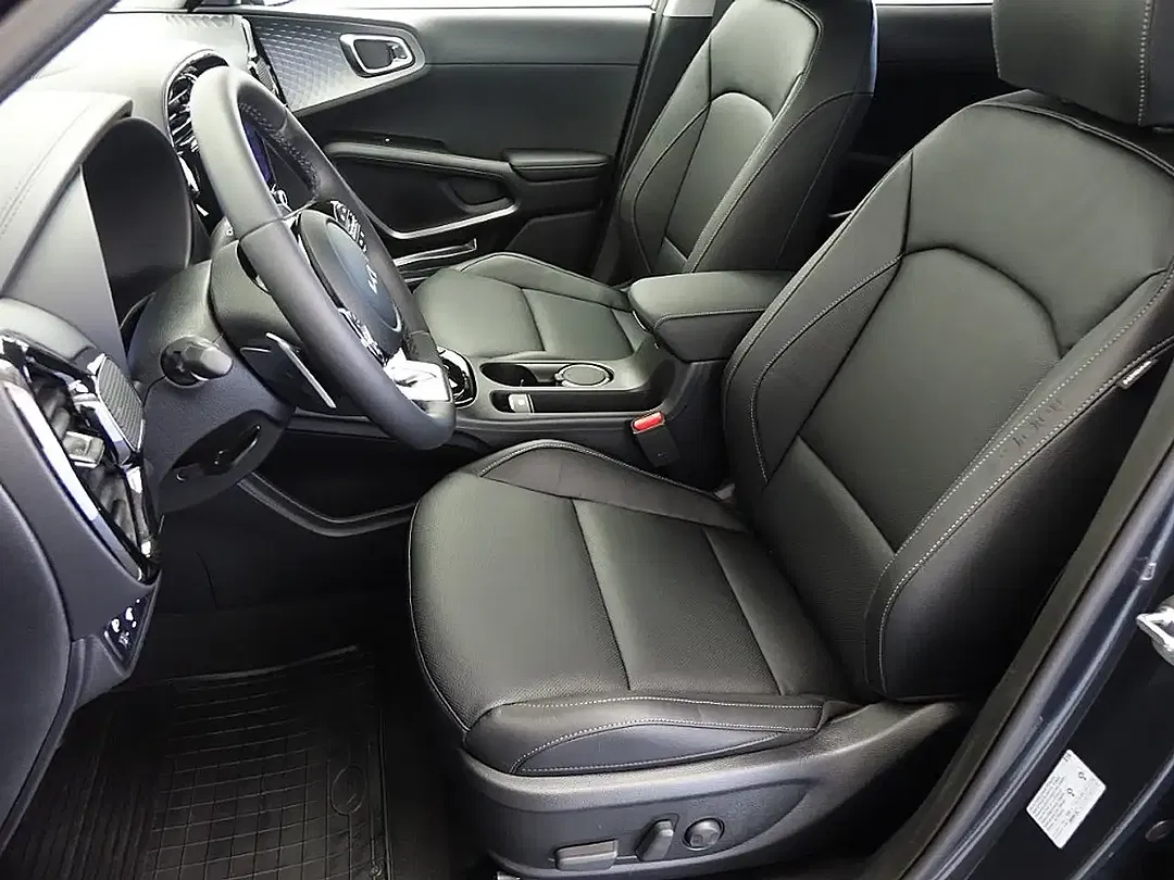 Kia Soul EV Platinum Top - Thumbnail 5