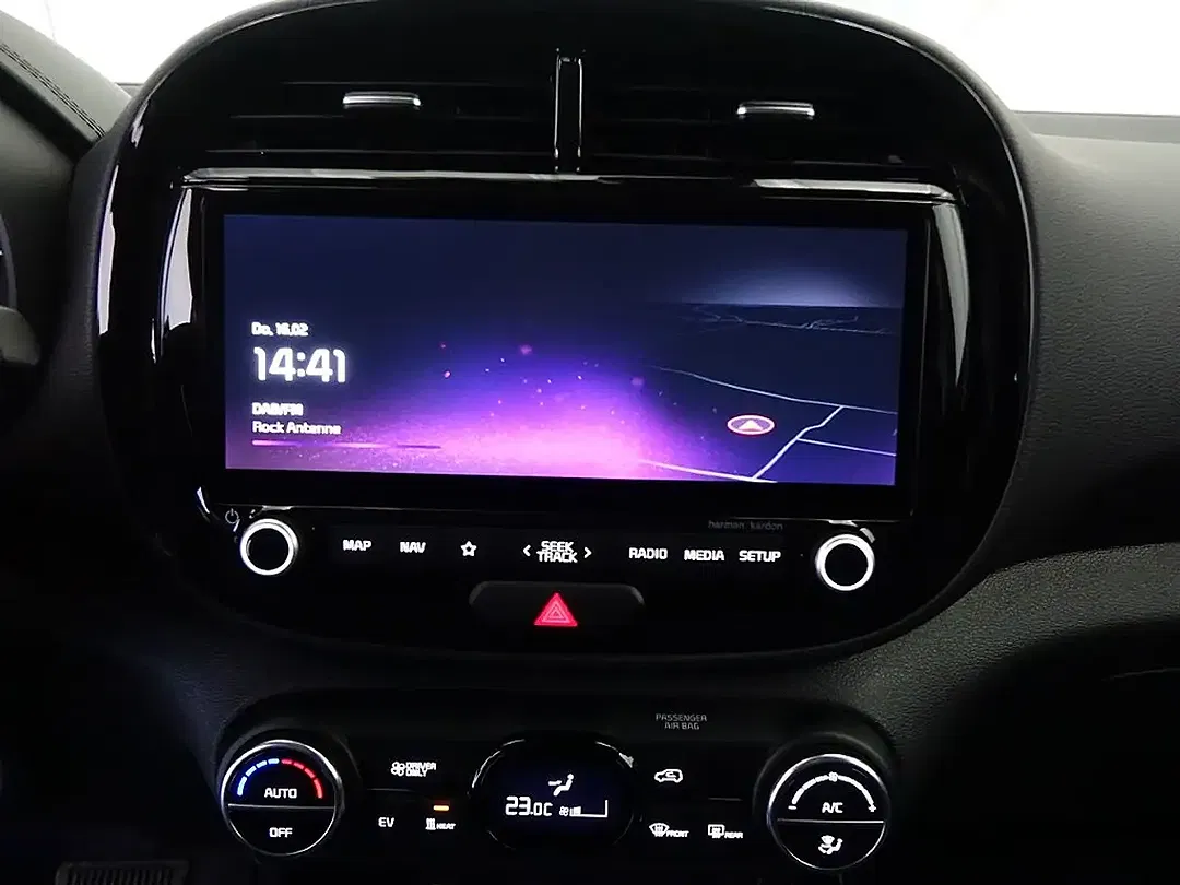 Kia Soul EV Platinum Top - Thumbnail 7