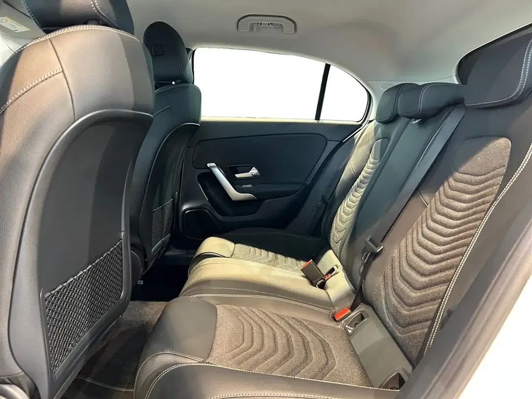 Mercedes-Benz A 180 MBUX Progressive - Thumbnail 7
