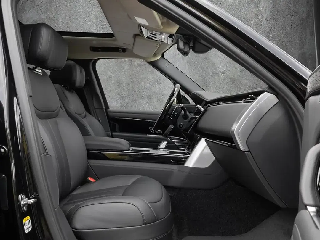 Land Rover Range Rover P550e Hybrid Autobiography - Thumbnail 3