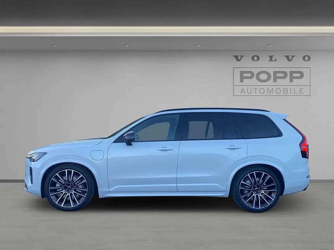 Volvo XC90 T8 AWD Ultra Dark - Thumbnail 11