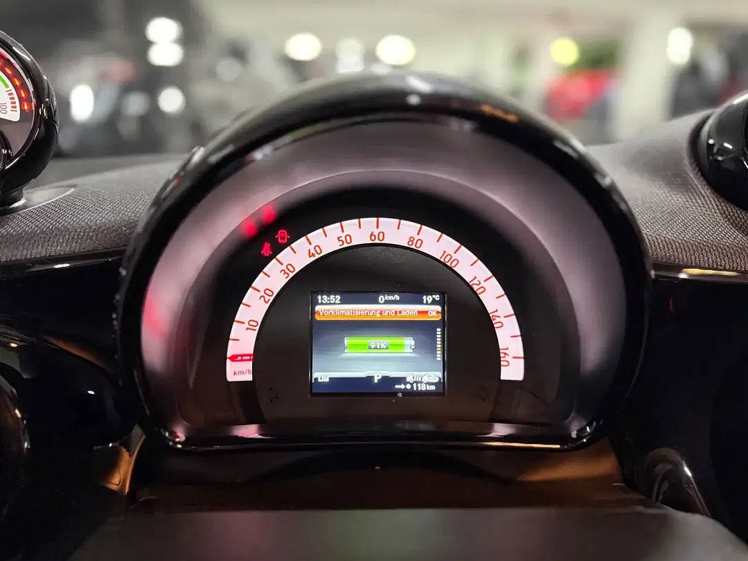 smart forTwo - Thumbnail 11