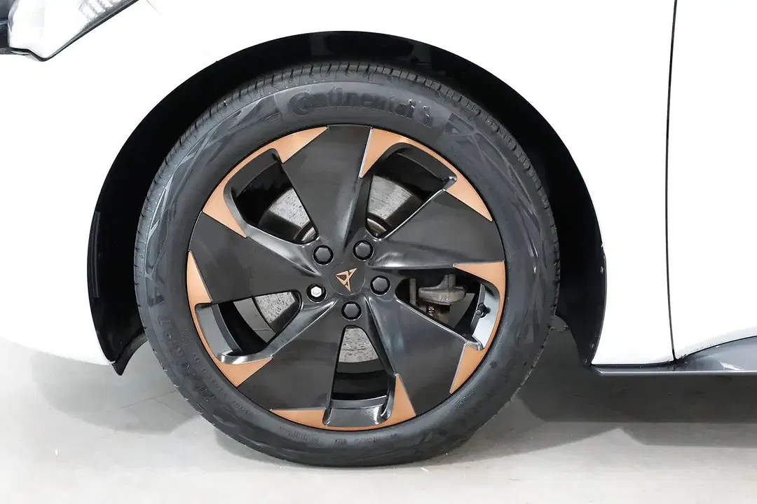 CUPRA Born - Thumbnail 13