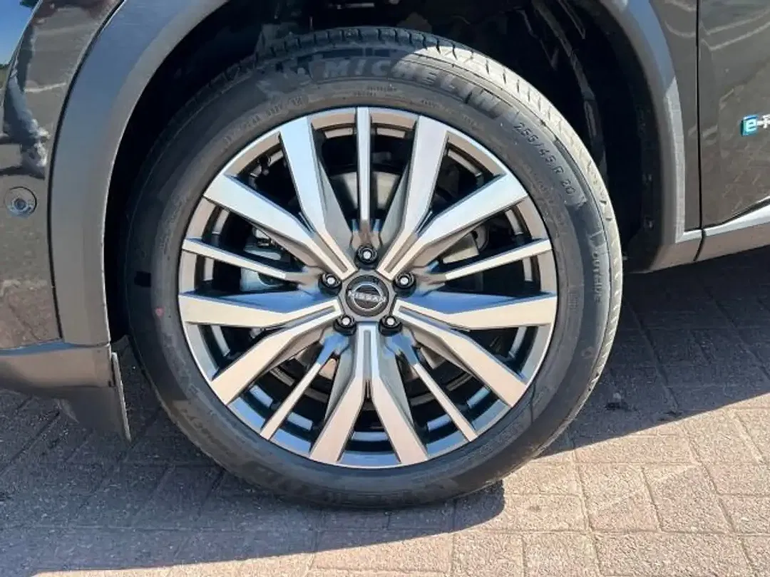 Nissan X-Trail Tekna+ - Thumbnail 6