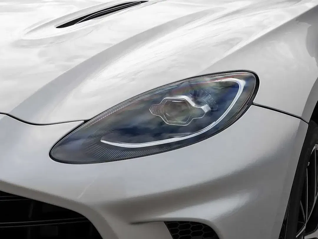 Aston Martin DBX 707 - Thumbnail 10