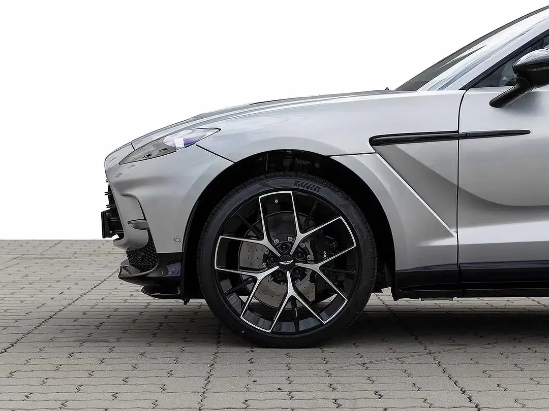 Aston Martin DBX 707 - Thumbnail 13