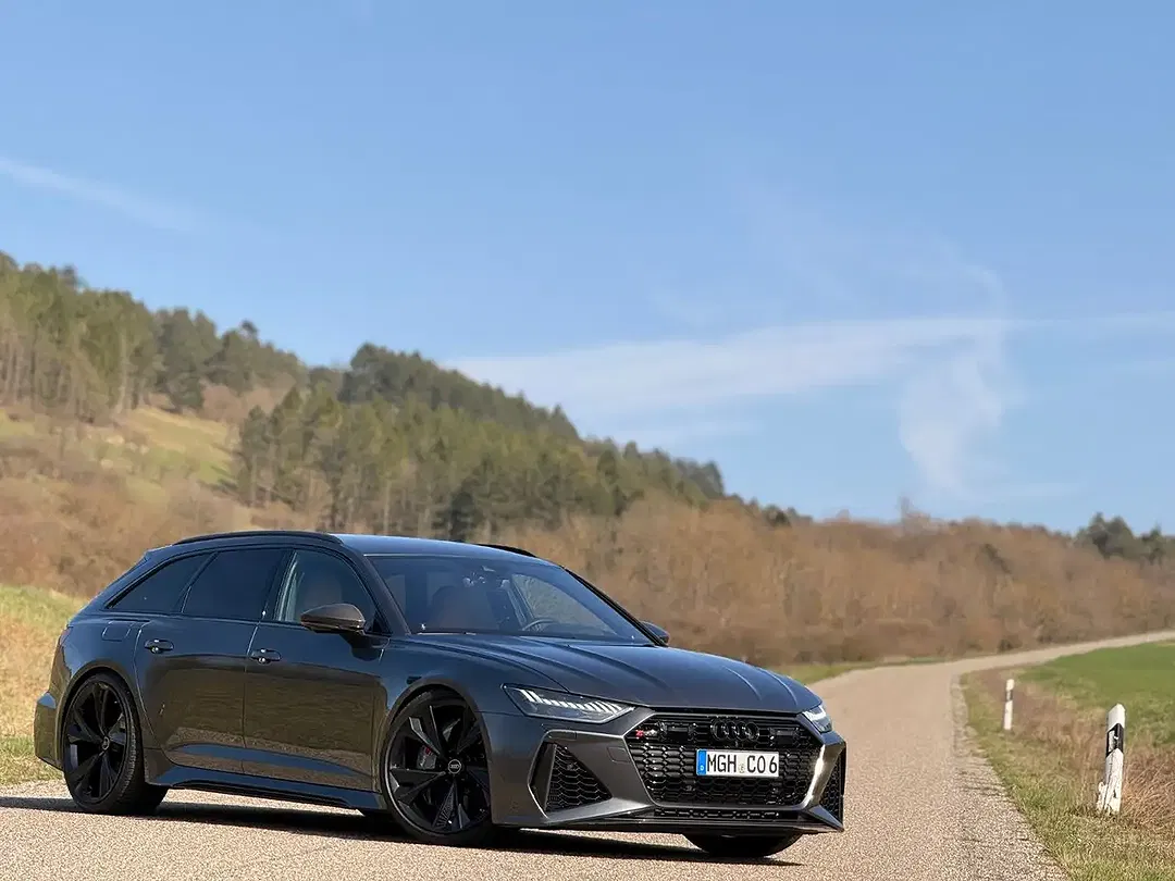 Audi RS6 - foto 1