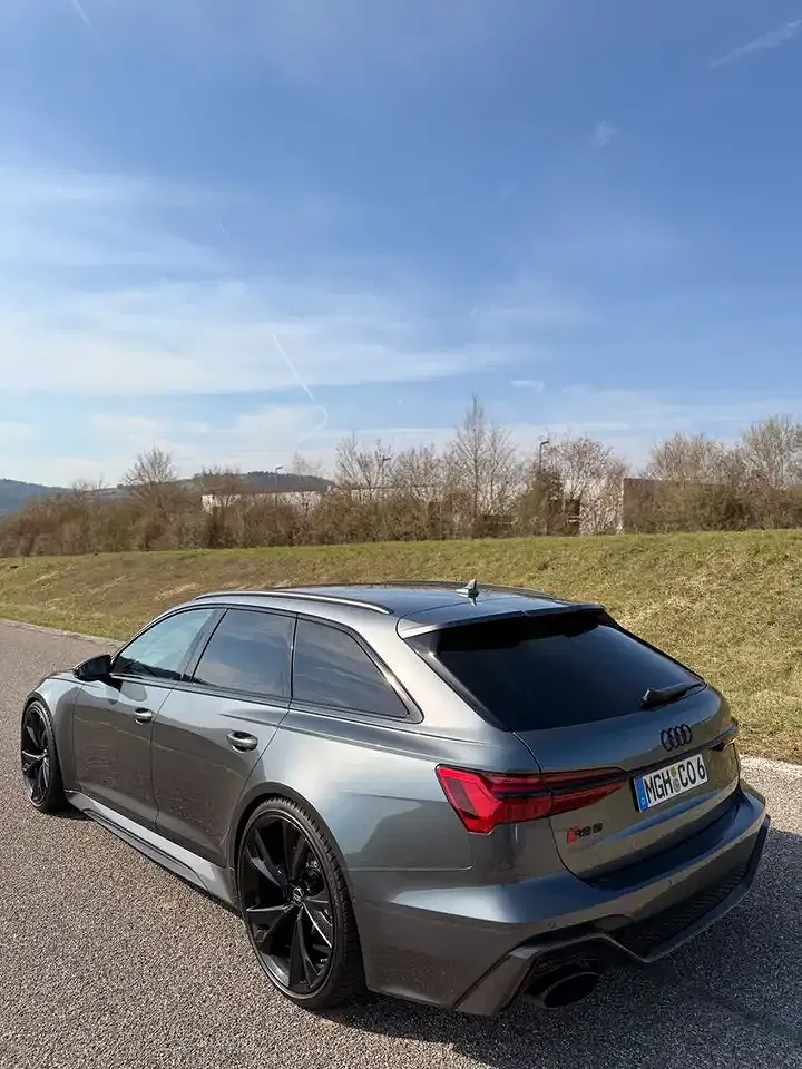 Audi RS6 - Thumbnail 15
