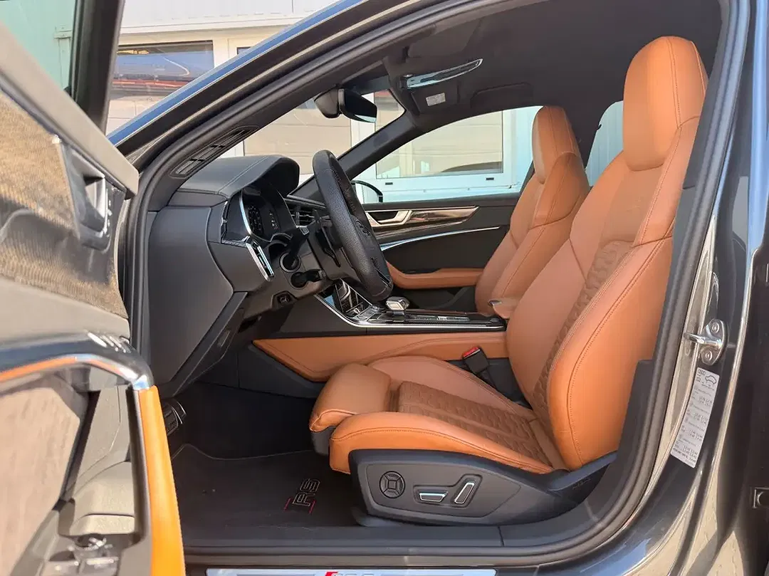 Audi RS6 - Thumbnail 35