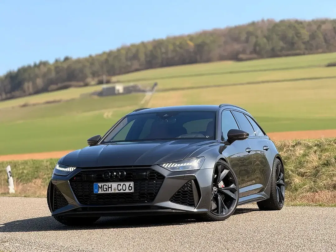 Audi RS6 - Thumbnail 5