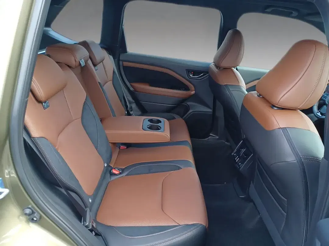 Subaru Forester 2.0 AWD Platinum - Thumbnail 11