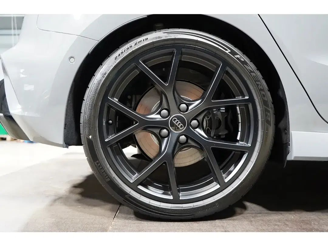 Audi RS3 Sportback - foto 14