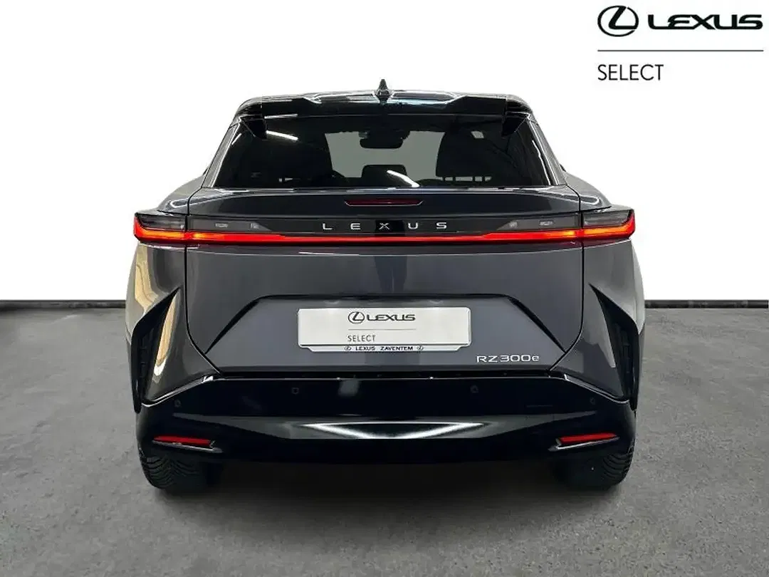 Lexus RZ - Thumbnail 4
