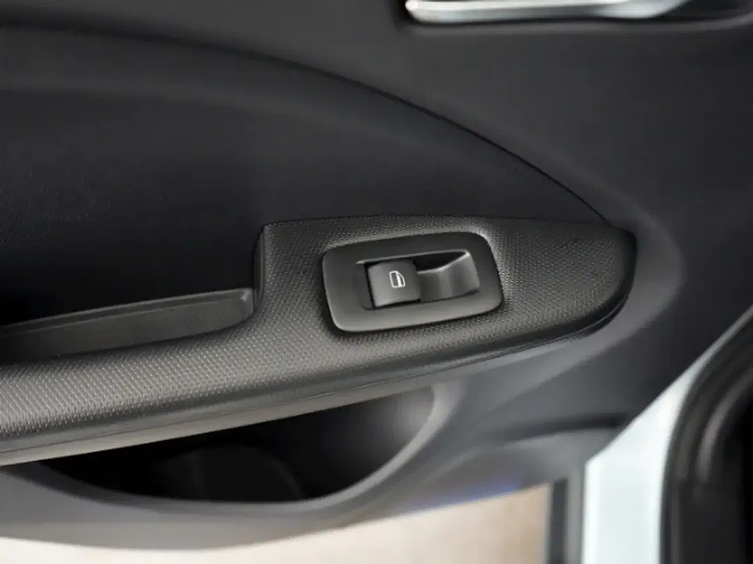 Leapmotor T03 - Thumbnail 10