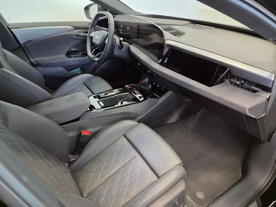 Audi S6 e-tron - Thumbnail 5