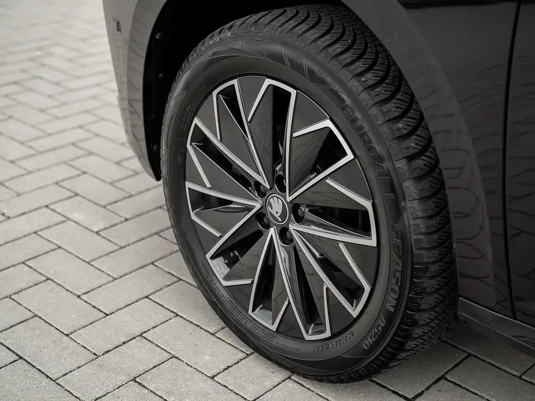 Skoda Kamiq 1.5 TSI DSG Tour - Thumbnail 5