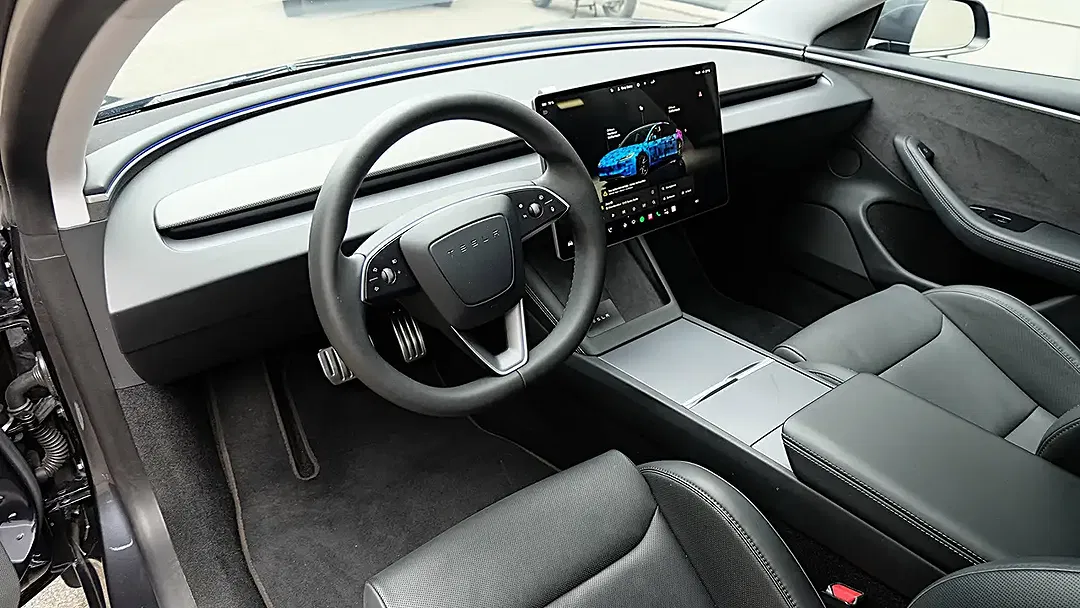 Tesla Model 3 AWD Dual Motor Performance Highland - Thumbnail 13