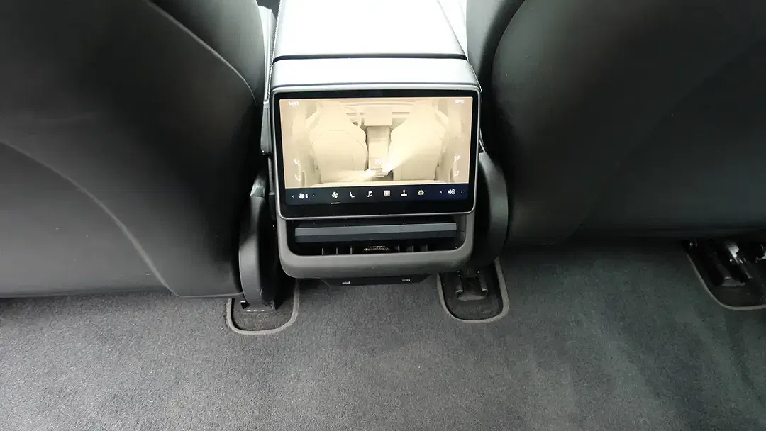 Tesla Model 3 AWD Dual Motor Performance Highland - foto 15