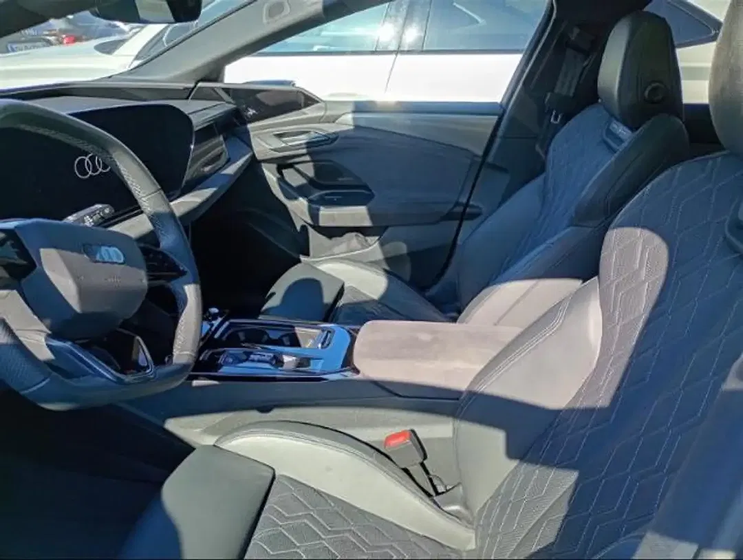 Audi S6 e-tron Avant Edition One - Thumbnail 7